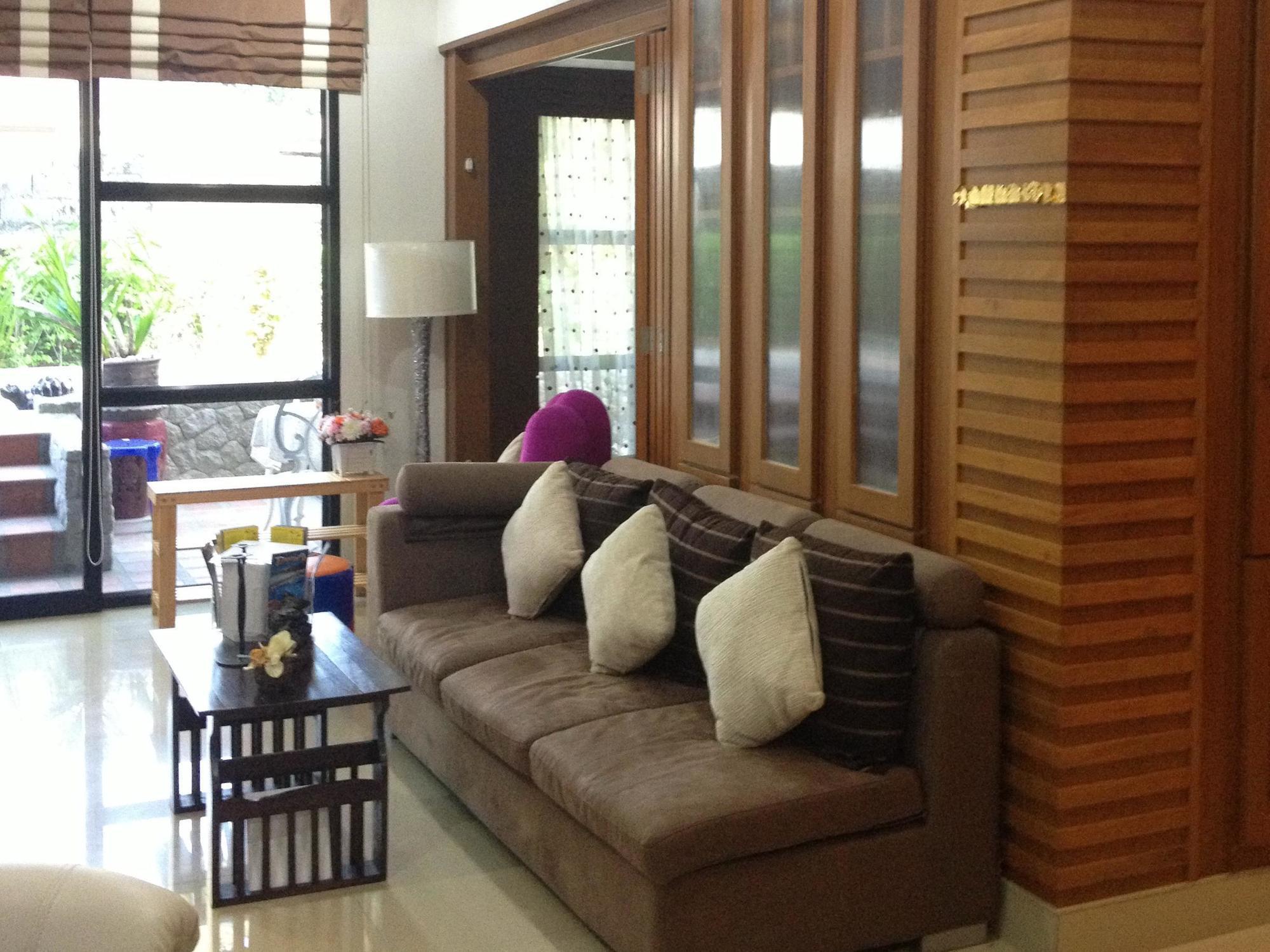Ruankeaw Homestay Nai Harn Exterior foto